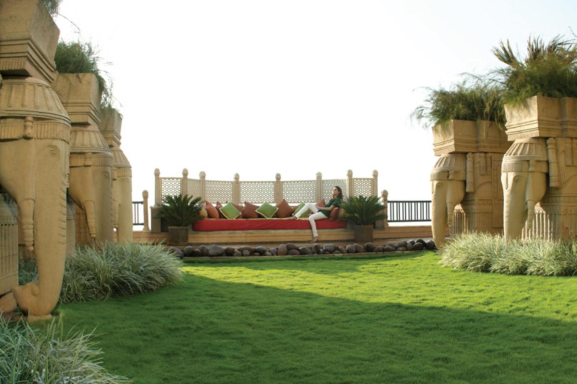 Hyderabad Marriott Hotel & Convention Centre Dış mekan fotoğraf