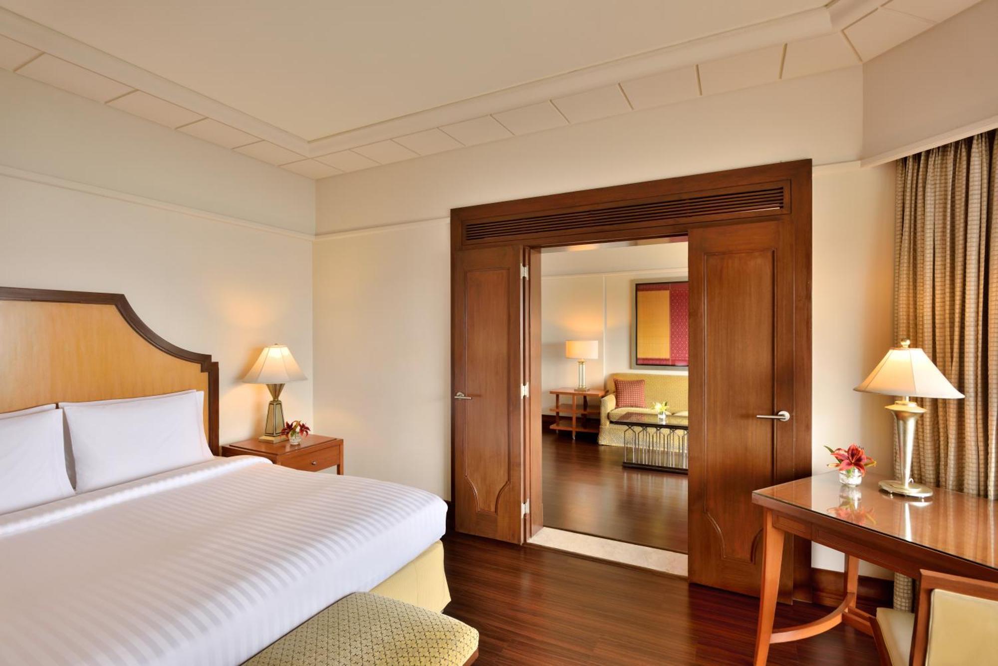 Hyderabad Marriott Hotel & Convention Centre Dış mekan fotoğraf