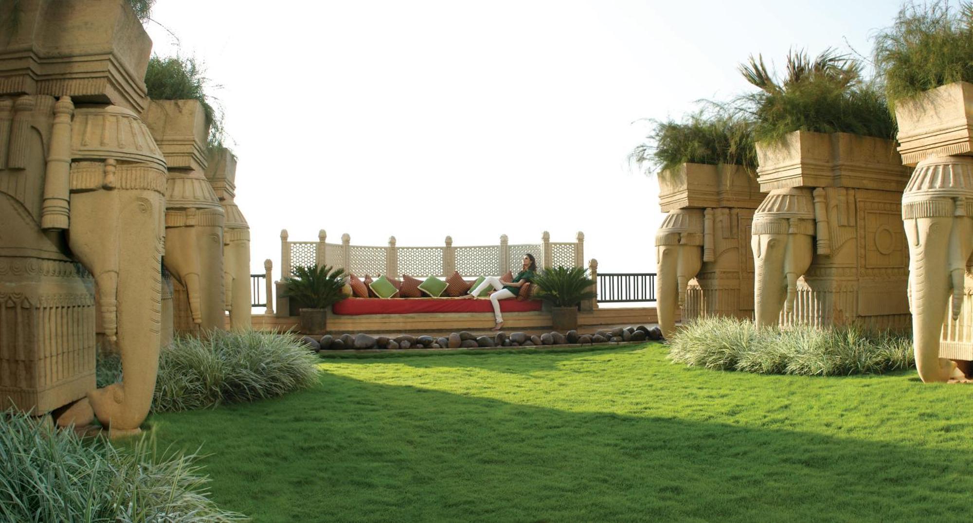 Hyderabad Marriott Hotel & Convention Centre Dış mekan fotoğraf
