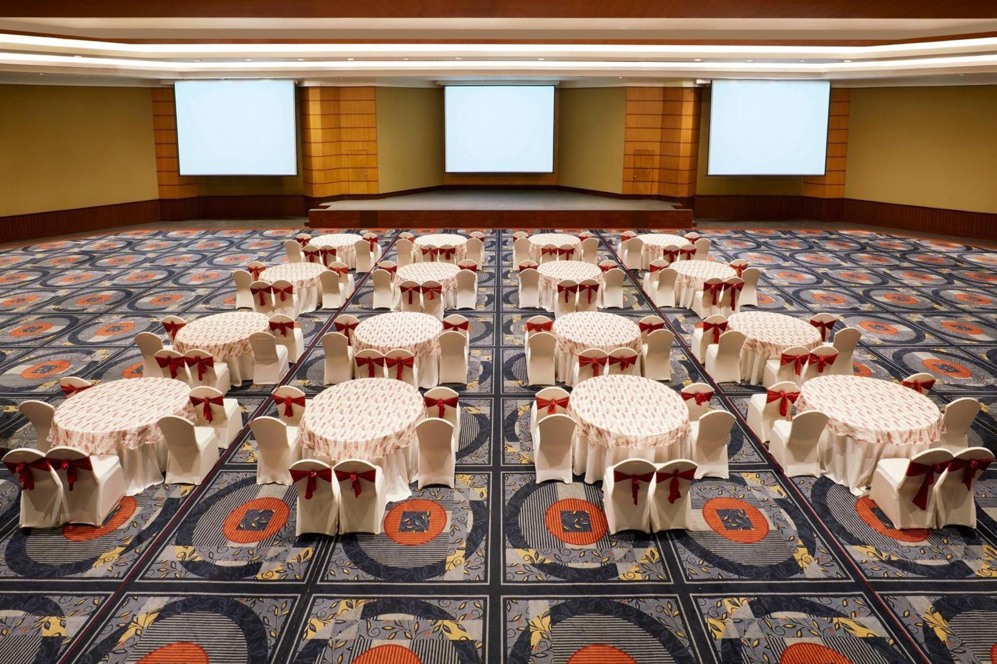 Hyderabad Marriott Hotel & Convention Centre Dış mekan fotoğraf